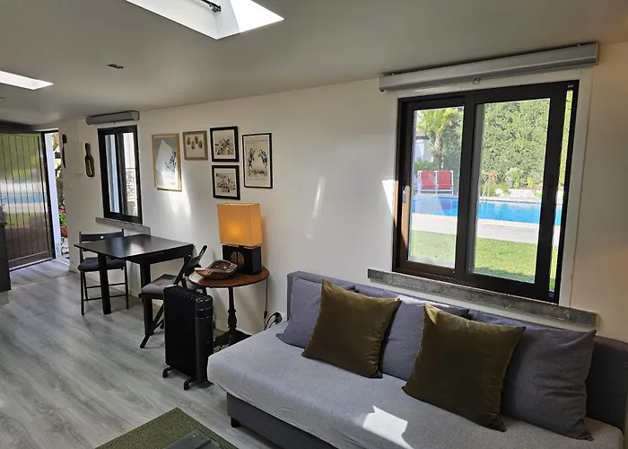Charming Cozy Studio With Garden & Pool