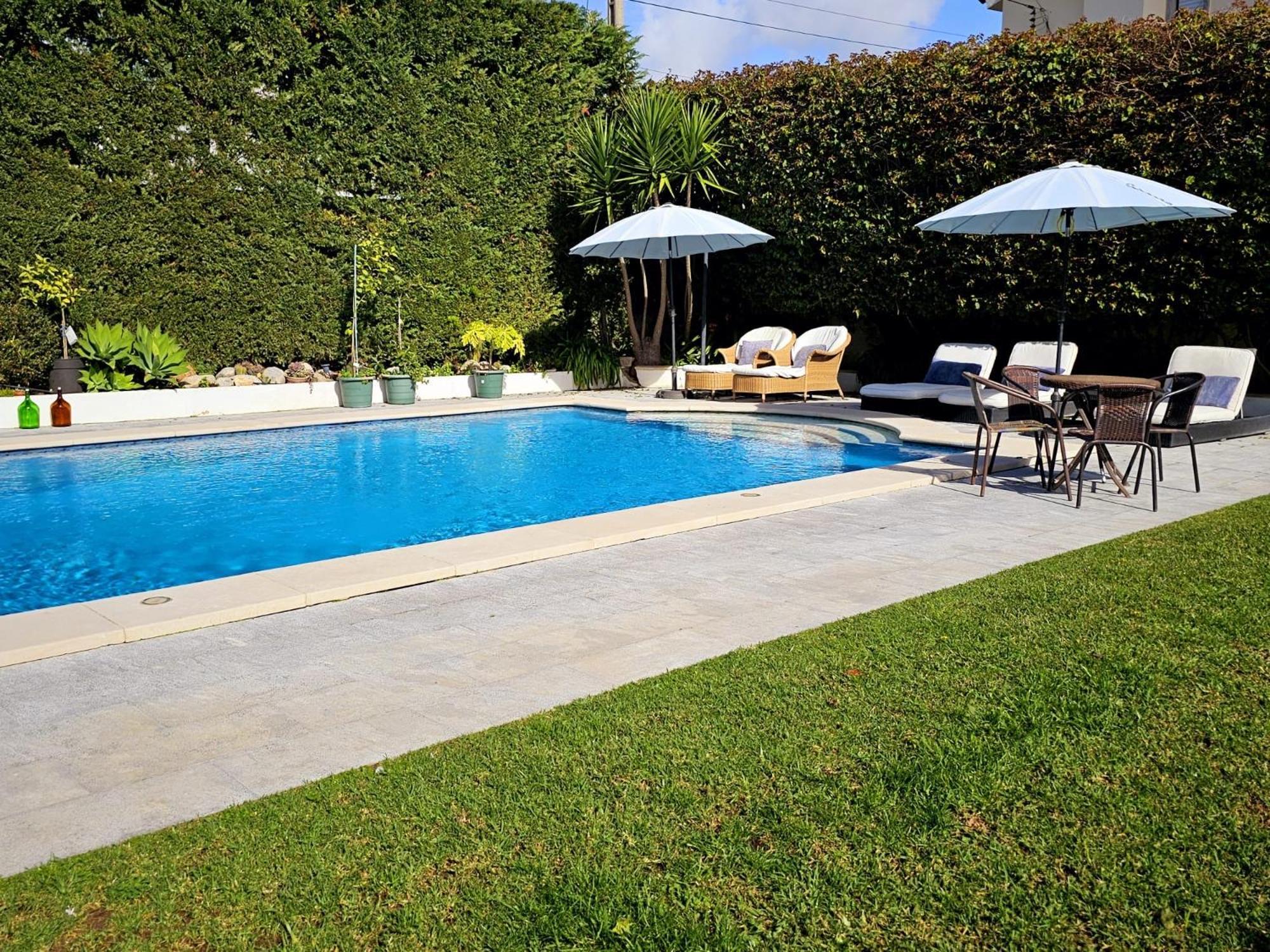 Charming Cozy With Garden & Pool Cascais